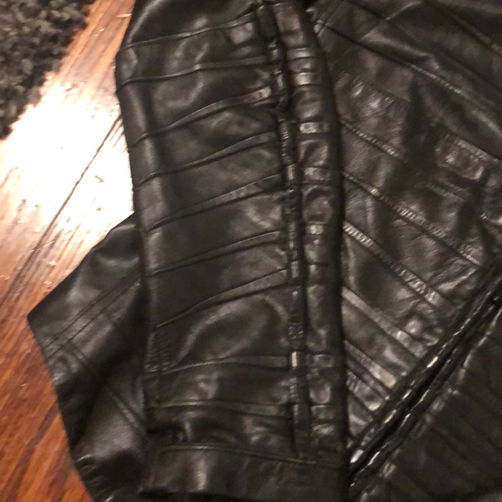 YIGEL. WoW Stunning/Chic Lambskin - Picture 2 of 5